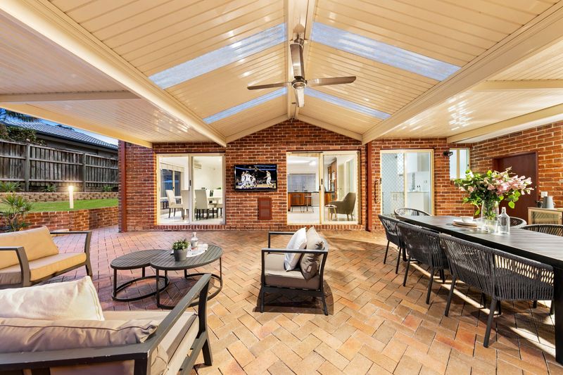 Covered outdoor entertaining area
